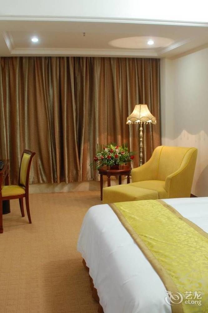 Vienna Hotel Shenzhen Pingdi Luaran gambar